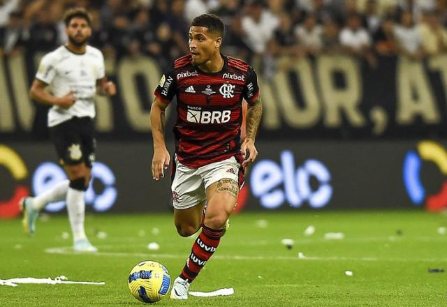 Imagem da noticia João Gomes fica suspenso no Flamengo e detona árbitro: "Tendencioso e fraco"