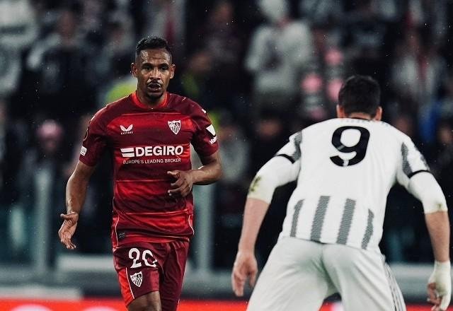 Imagem da noticia Juventus marca no fim e empata com Sevilla pela ida da semi da Europa League