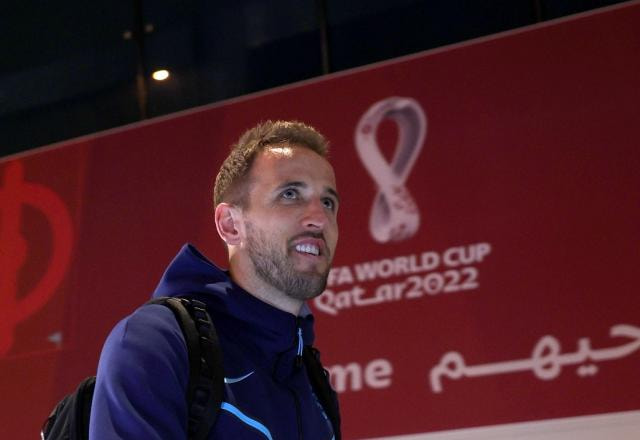 Imagem da noticia Seleção da Inglaterra chega ao Catar, e Kane analisa Copa do Mundo: "Difícil"