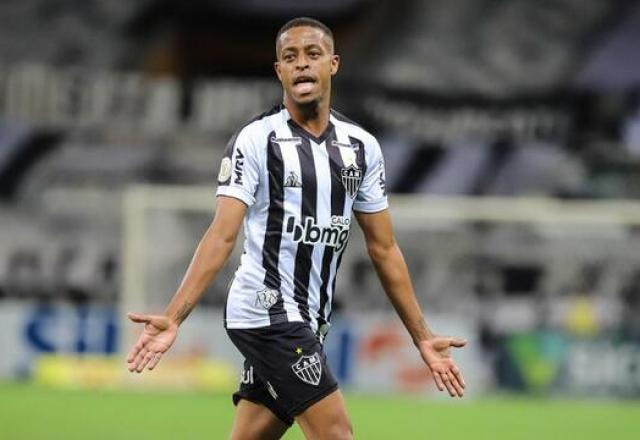 Imagem da noticia Keno apresenta lesão muscular e desfalca o Atlético-MG