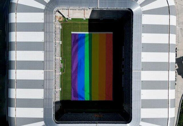Imagem da noticia Clubes brasileiros fortalecem mensagem em Dia Internacional do Orgulho LGBTQIAPN+