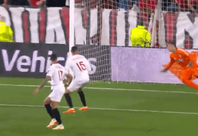 Imagem da noticia VIRADA ESPANHOLA! Lamela coloca Sevilla à frente na semi da Europa League