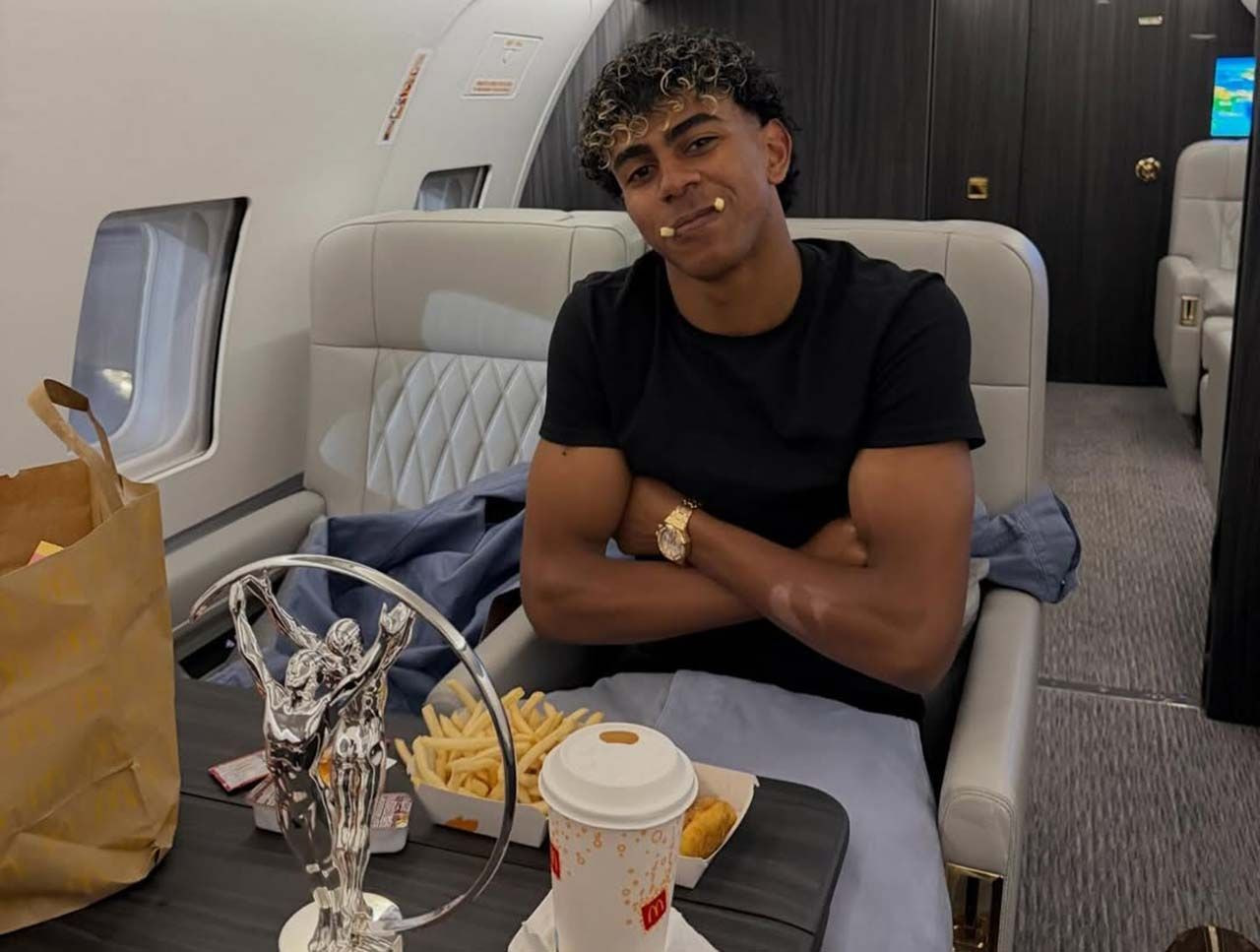 Imagem da noticia Lamine Yamal celebra feito histórico em premiação com ''banquete'' de McDonald's