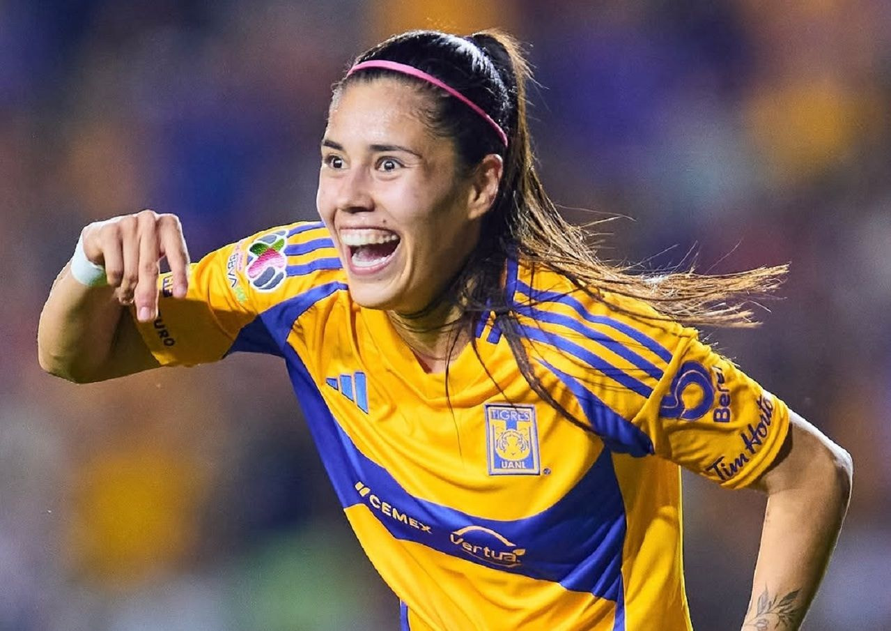 Imagem da noticia Jogadora do Tigres, do México, marca golaço "escorpião"; assista