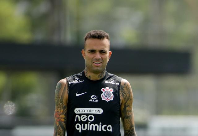 Afastado no Corinthians, Luan quebra o silêncio e fala de mortes: "Foi um choque"