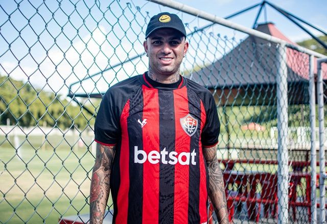 Imagem da noticia Luan explica poucos minutos no Grêmio: "Time muito bem encaixado"