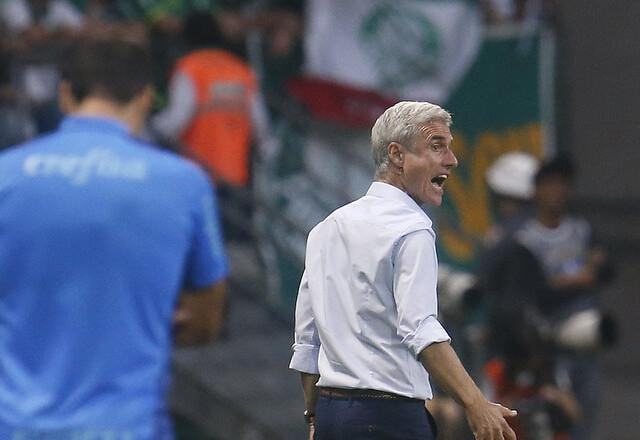 Imagem da noticia Venê Casagrande: Luís Castro analisa proposta do Al Nassr