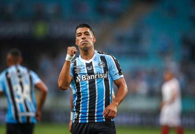 Imagem da noticia Suárez celebra estreia com hat-trick: "Que seja o começo de uma linda etapa"