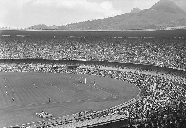 Imagem da noticia Como era o futebol brasileiro quando a rainha Elizabeth II assumiu o trono