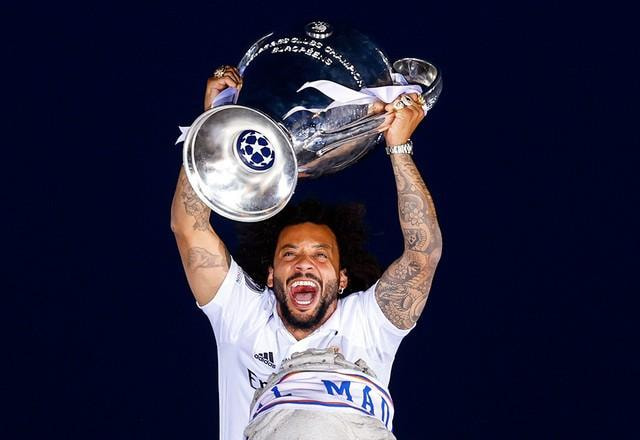 Imagem da noticia Campeão da Champions, Marcelo se emociona em despedida no Real Madrid