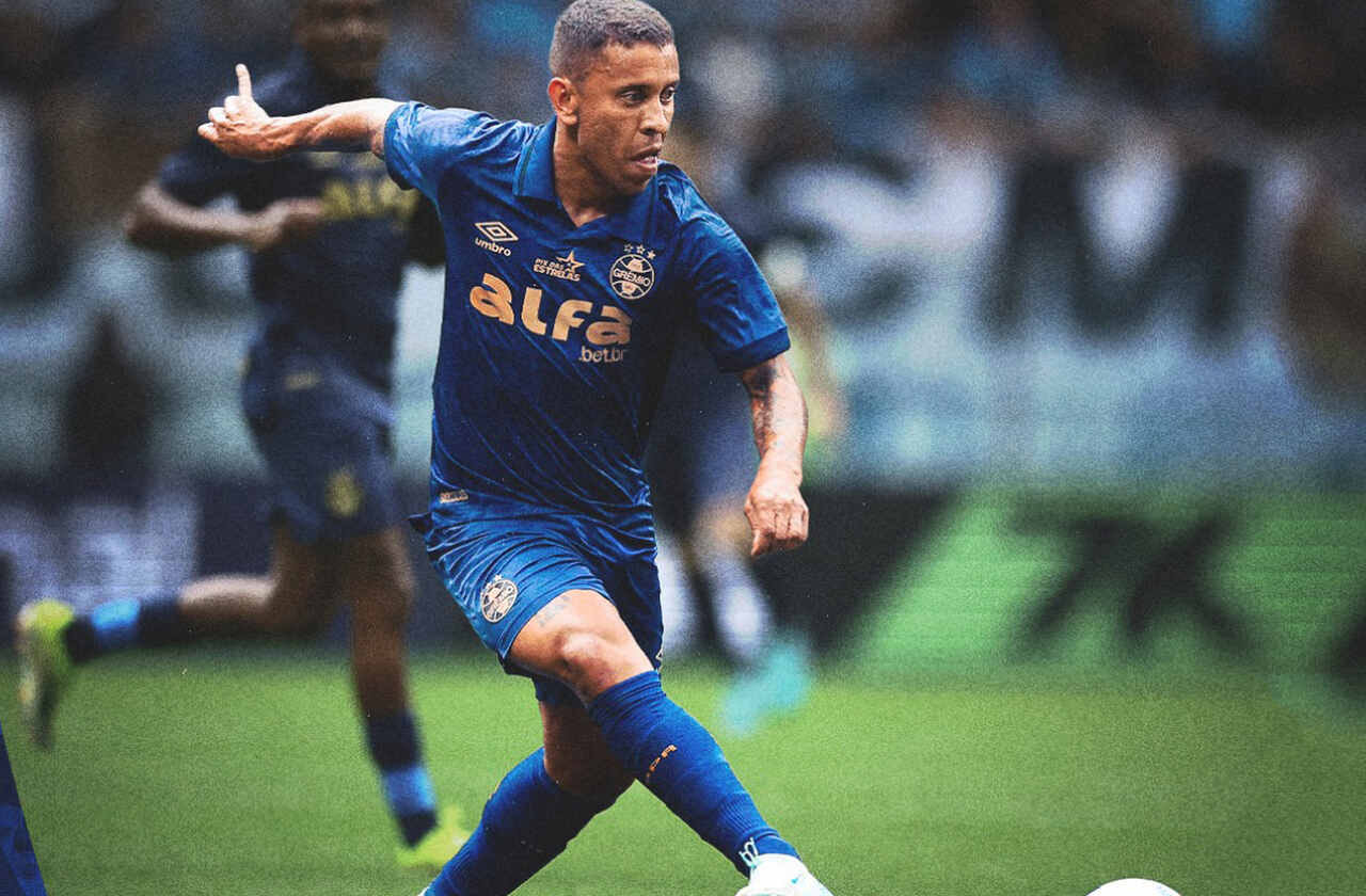 Imagem da noticia Grêmio vence o Vitória e encerra incômodo jejum na Arena