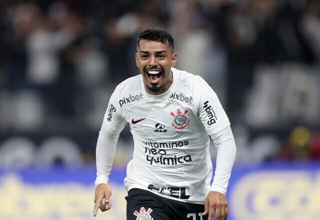 Imagem da noticia Classificado na Copa do Brasil, Corinthians faz provocação ao Atlético-MG