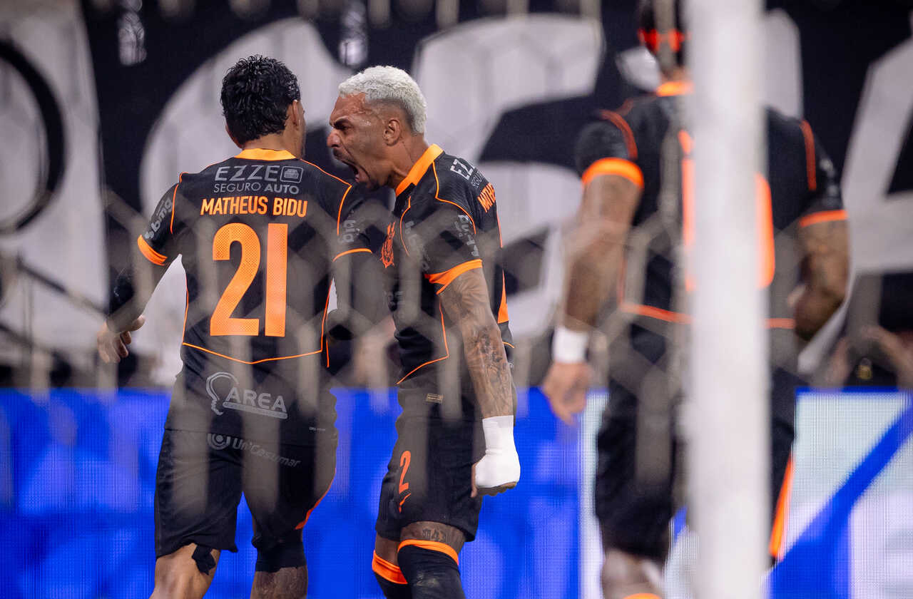 Imagem da noticia Corinthians chega à final com DM zerado, mas com oito pendurados