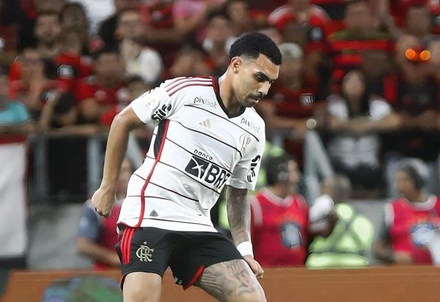 Imagem da noticia Corinthians formaliza proposta de empréstimo por Matheuzinho