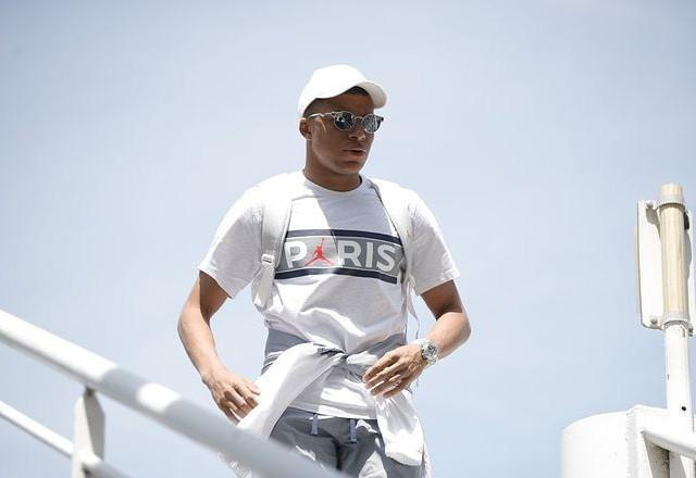 Imagem da noticia Mbappé revela conversa com o Liverpool e mantém "sonho" de jogar pelo Real