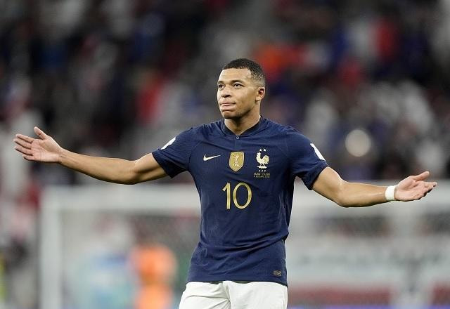 Imagem da noticia Ex-atleta pede que jogadores da Argentina batam em Mbappé na final da Copa