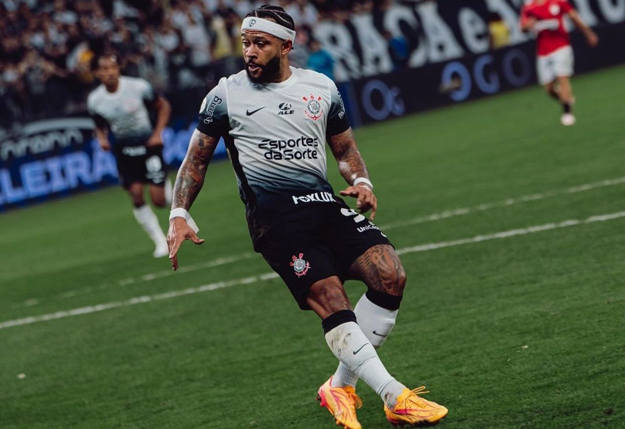 Imagem da noticia Memphis pode deixar o Corinthians após polêmica com patrocinadora? Entenda