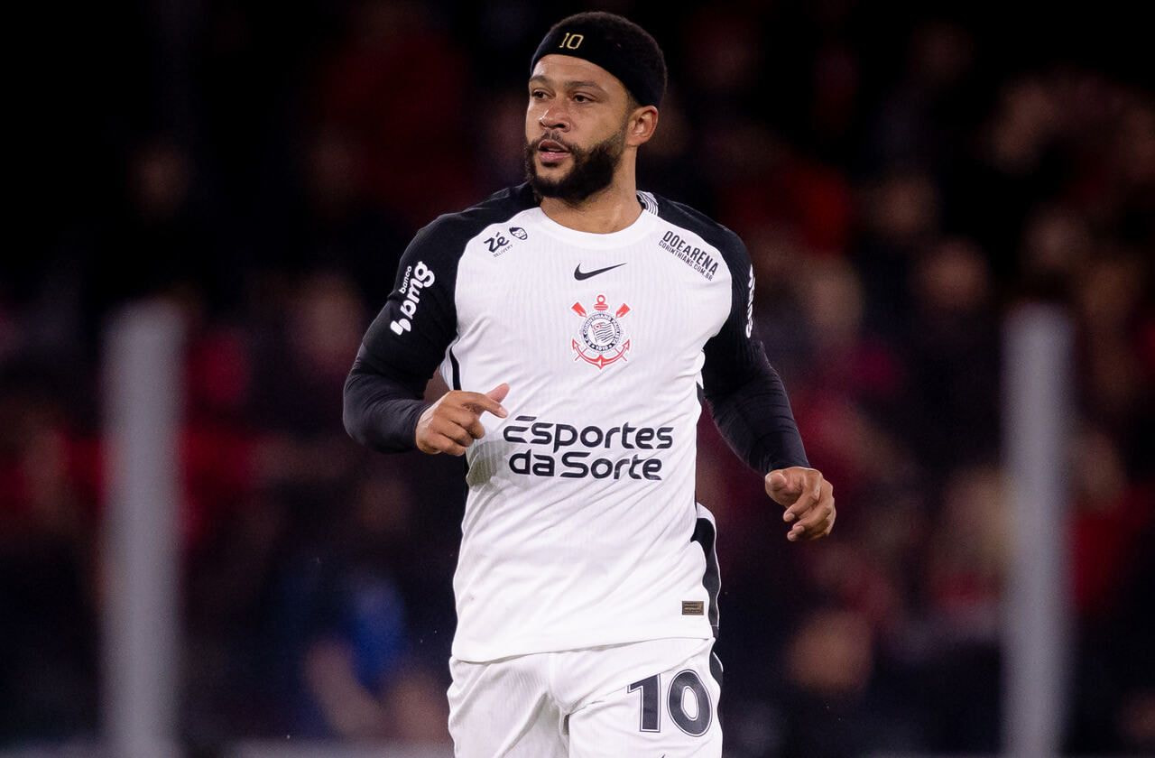 Imagem da noticia Corinthians trabalha para recuperar Depay em semana livre