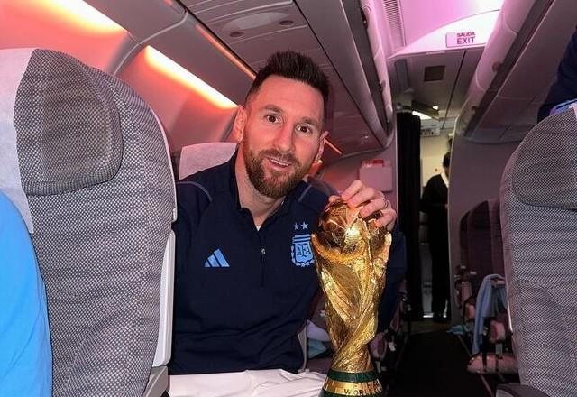 Imagem da noticia Jornal inglês aponta Messi como melhor jogador de 2022