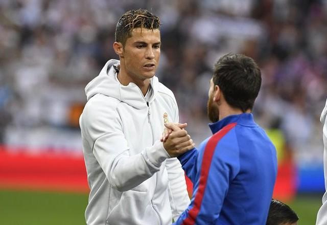 Imagem da noticia Messi leva vantagem em confrontos diretos contra Cristiano Ronaldo