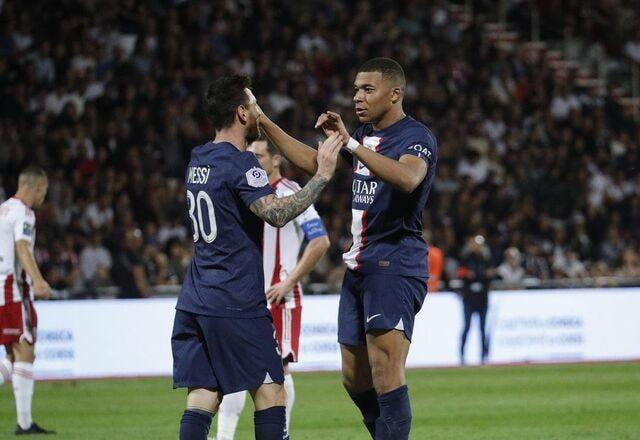 Imagem da noticia Champions: PSG relaciona Messi e Mbappé para duelo contra o Bayern