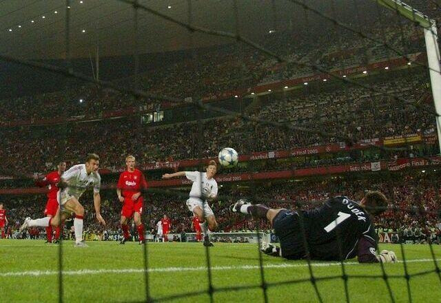 Imagem da noticia Dá para sonhar, Milan? Relembre grandes viradas da história da Champions