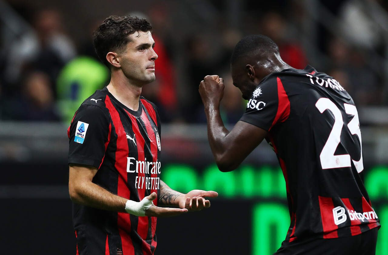 Imagem da noticia Milan vence Napoli e assume a liderança do Italiano