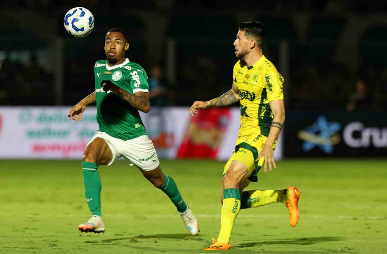 Imagem da noticia Palmeiras perde para Mirassol e vê liderança ameaçada