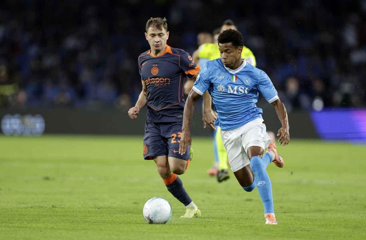 Imagem da noticia Napoli domina no 2° tempo, vence Inter de Milão e assume liderança do Italiano