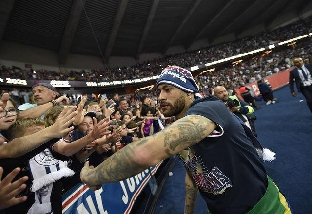 Imagem da noticia Neymar revela intenção de permanecer no PSG: "A verdade é que fico"