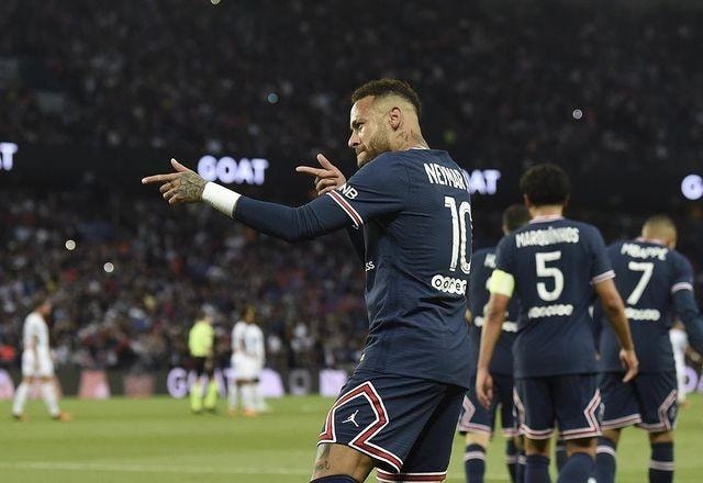 Imagem da noticia Neymar reage à crítica de ex-jogador: "Falar m... assim não dá"