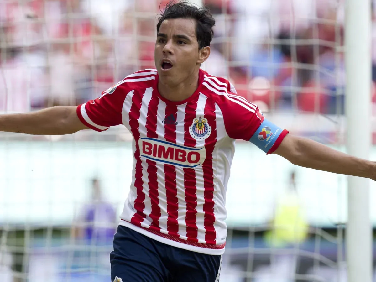 Imagem da noticia Ídolo mexicano é preso por suspeita de abuso sexual infantil