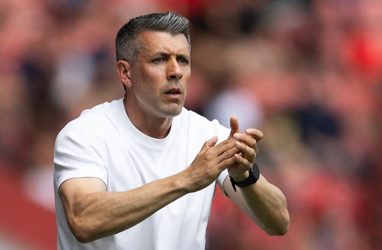 Imagem da noticia Prioridade no Internacional, Pezzolano confessa: "Há um interesse muito forte"