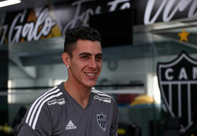 Mineirão brinca sobre Pavón ter arremessado bebedouro, e Atlético-MG repudia