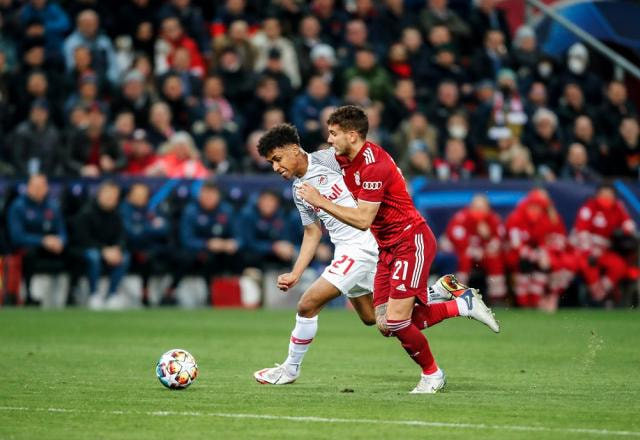 Bayern de Munique busca empate no fim com o RB Salzburg na Champions