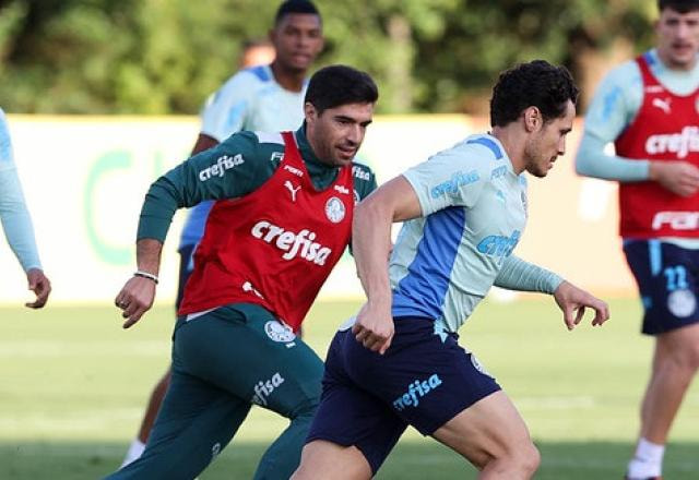 Palmeiras x Red Bull Bragantino: onde assistir, escalações e desfalques