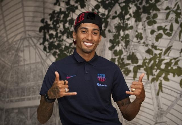 Imagem da noticia Barcelona anuncia a contratação do atacante brasileiro Raphinha