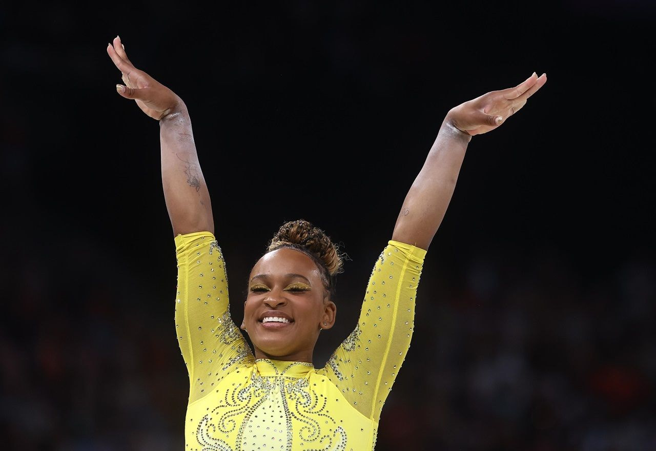 Imagem da noticia Rebeca Andrade dá show em Paris e conquista prata no individual de ginástica