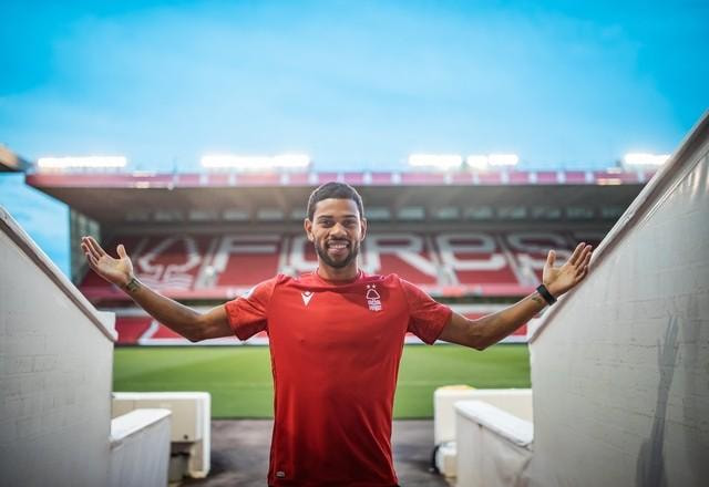 Imagem da noticia Atlético de Madrid empresta Renan Lodi ao Nottingham Forest