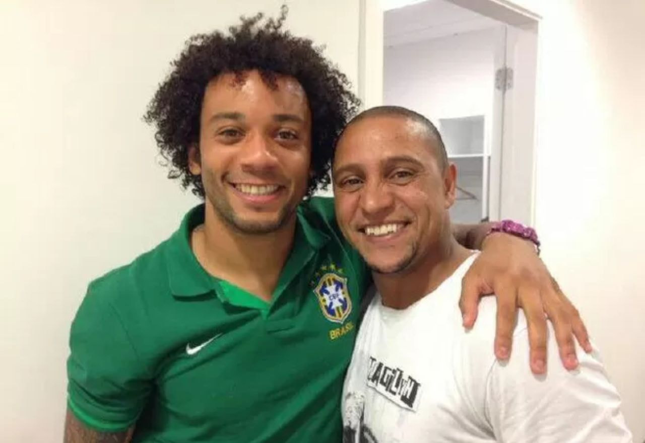 Imagem da noticia Roberto Carlos ou Marcelo? Elenco do Arena SBT elege quem jogou mais pela seleção brasileira