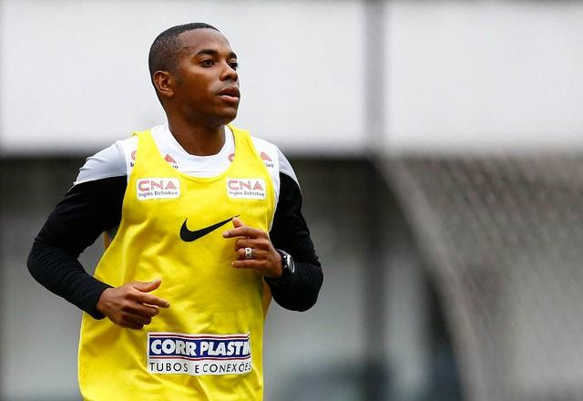 Imagem da noticia Justiça do Brasil nega extradição de Robinho à Itália