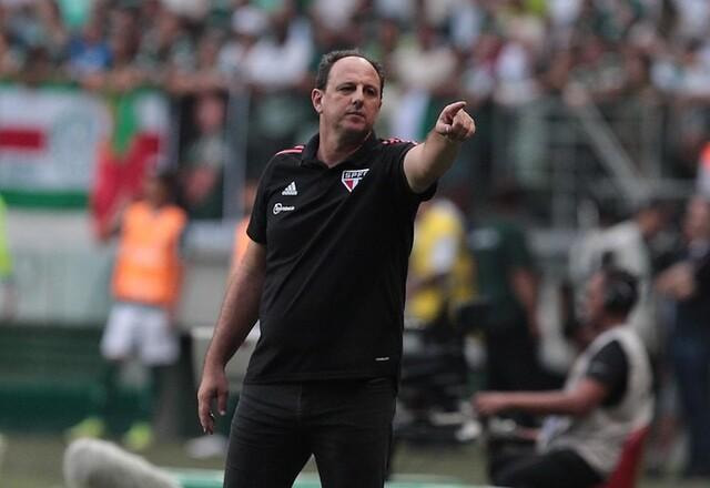 Imagem da noticia Rogério Ceni admite atuação ruim na final do Paulistão: "Fomos abaixo da média"