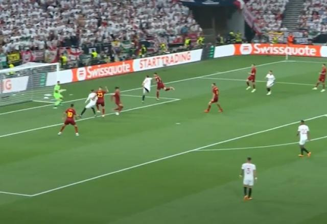 Imagem da noticia TUDO IGUAL! Após cruzamento, Mancini marca gol contra e empata para o Sevilla!