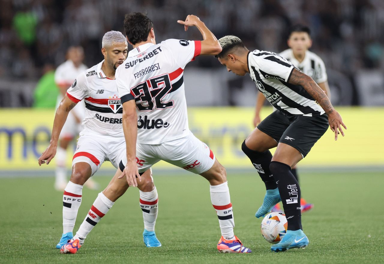 Imagem da noticia São Paulo x Botafogo, Galo x Flu e mais: veja os jogos desta quarta-feira
