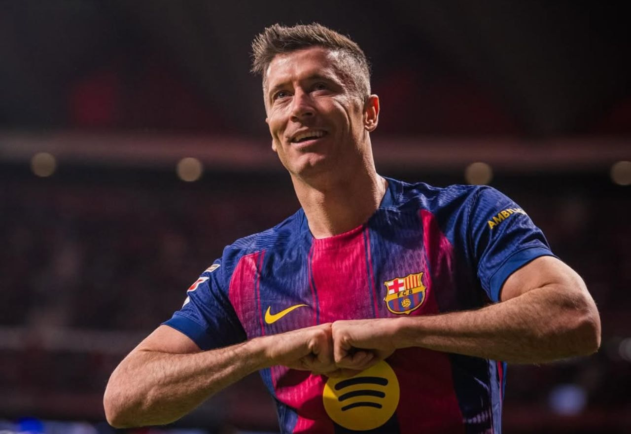 Imagem da noticia Lewandowski recebe proposta milionária de clube da MLS e pode deixar Barcelona