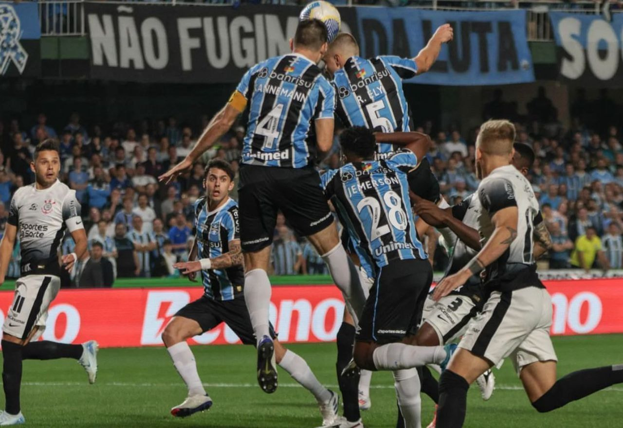 Imagem da noticia Corinthians elimina Grêmio nos pênaltis e vai às quartas da Copa do Brasil