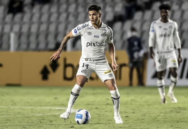 Imagem da noticia Santos x Ceará: onde assistir, prováveis escalações e desfalques