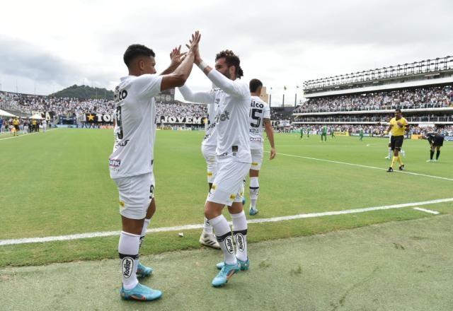 Imagem da noticia Santos derrota o Coritiba em jogo com três gols no primeiro tempo
