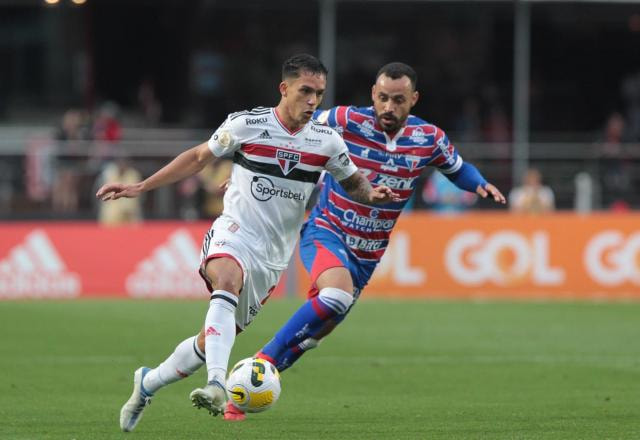 Imagem da noticia São Paulo não aproveita chances e perde para o Fortaleza no Morumbi