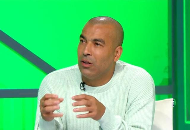 Imagem da noticia Sheik exalta Roberto Dinamite: "Merece todas as homenagens"